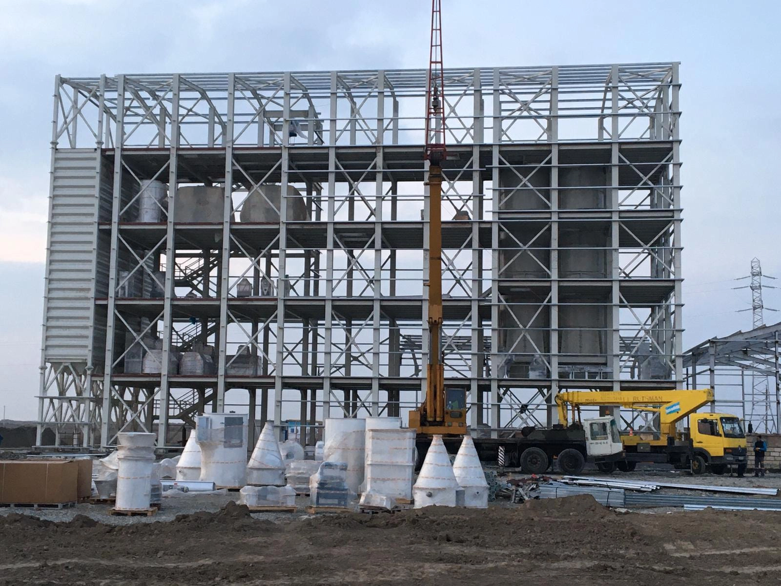 Азербайджанская мукомольная компания 200 тонн